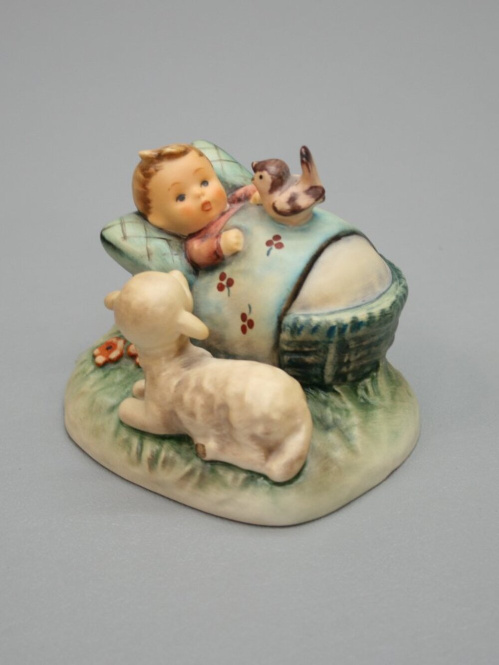 1991 Goebel The Guardian Hummel Figurine First Issue #455 Lamb Bird - Baby Gift